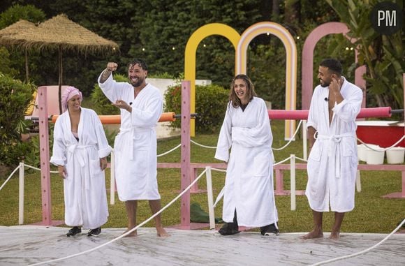 Carla Moreau, Kevin Guedj, Maissane et Emine sur le tournage de "Excape Island" sur TFX.