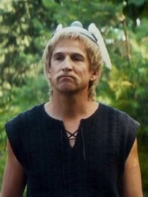 Audiences: Le film inédit "Astérix et Obélix: l'empire du milieu" sur TF1 a-t-il résisté face au classique "La folie des grandeurs" sur France 2 ?