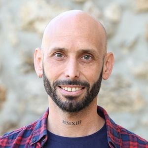 Adrien, 41 ans, étalagiste à Salon-de-Provence (13), candidat du "Meilleur Pâtissier" 2025 sur M6