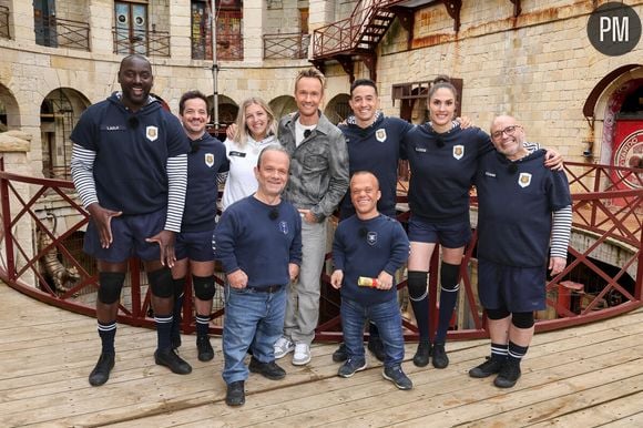 Tibo Inshape, Major Mouvement, Ladji Doucoure, Elodie Clouvel, Yoann Riou, Julie Bourges avec Cyril Féraud dans "Fort Boyard".
© Laurent VU - ALP - France Télévisions
