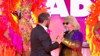 "Ensemble, on a fait un hit" : 12 ans après sa première avec Cyril Hanouna dans "TPMP", Cartman revient grimé en Sébastien Patoche pour la dernière du talk sur C8