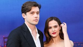 Netflix : Cette nouvelle comédie romantique avec Zoey Deutch devient n°01 dans 73 pays