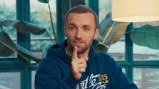 "J'ai eu ma dose" : Squeezie annonce qu'il ne participera pas à la "Kings League" 2026
