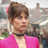 "J'étais intimidée car c'est un acteur qui a du métier" : Alice Dufour se confie sur la participation de son mari à "Montmartre" sur TF1