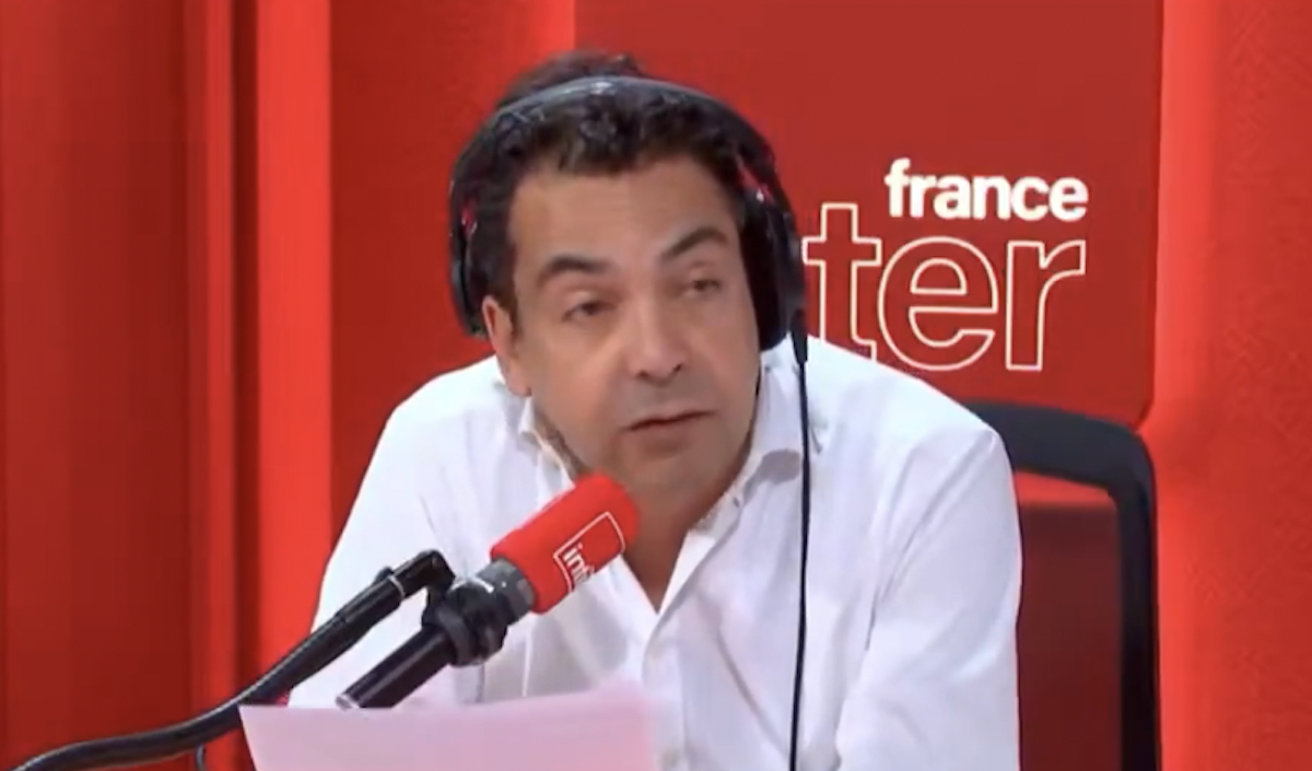"Le plus vorace des prédateurs" : Patrick Cohen se paie Vincent Bolloré et sa tribune sur la crise chez Grasset dans le "JDD"
