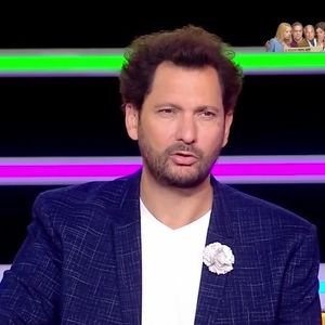Eric Antoine aux commandes de "La roue de la fortune" sur M6.