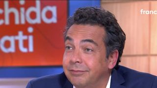 "Les mises en cause personnelles ne sont pas acceptables" : France Télévisions apporte "son soutien" à Patrick Cohen et Anne-Elisabeth Lemoine après le clash avec Rachida Dati dans "C à vous"
