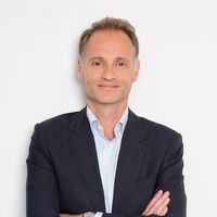 "Nous sommes engagés dans une entreprise de reconquête" : Le patron de BFMTV Fabien Namias détaille son plan pour ratrapper CNews dans les audiences