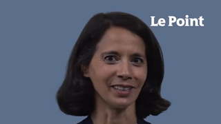 Sophia Aram rejoint le magazine "Le Point" pour signer un "billet hebdomadaire"