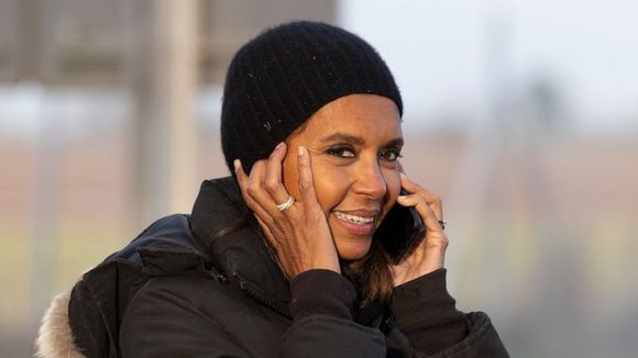 "Je fais une pause" : Karine Le Marchand annonce suspendre une partie de ses activités dans les médias