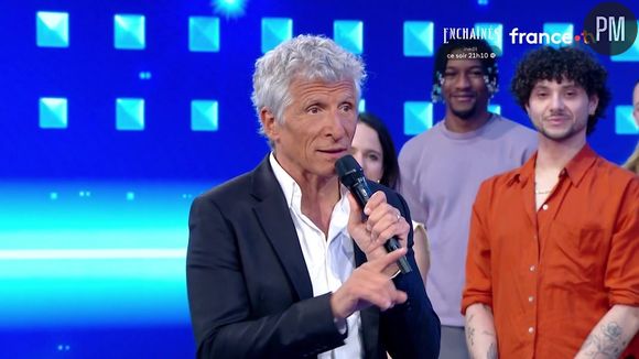 Nagui aux commandes de "N'oubliez pas les paroles" sur France 2.