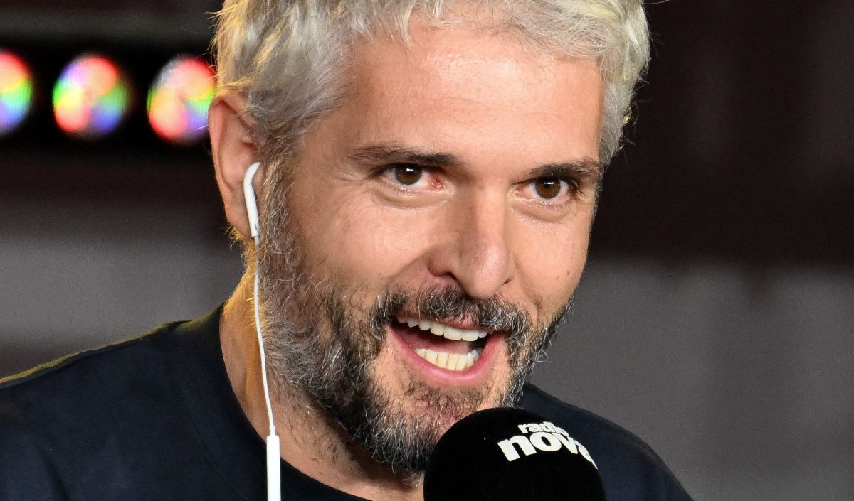 "Drame en deux actes" : Pierre-Emmanuel Barré privé d'un prix après sa chronique sur Radio Nova dans laquelle il visait Gabriel Attal et Sophia Aram