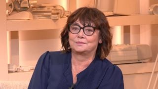 "Il faut laisser les gens de 30-40 ans faire leur travail" : Nathalie Saint-Cricq explique pourquoi 2027 sera sa dernière campagne présidentielle