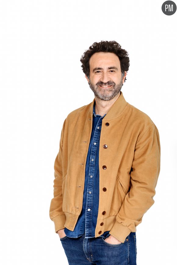 Matthieu Madenian rejoint "Tout pour la lumière" sur TF1 et Netflix pour interpréter Roman Vincon, le directeur du label "RV Records".