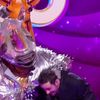 "Le Rhinocèros" de "Mask Singer" de 2025 taquine Camille Combal