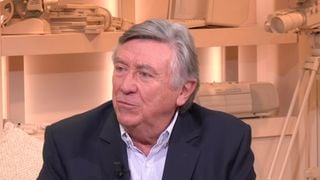 "J’avais le droit moi aussi à mon émotion" : Ému aux larmes, Jacques Legros se souvient de son dernier JT de 13 Heures sur TF1