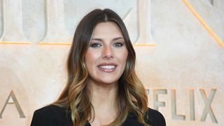 "Je pense en être capable" : Camille Cerf a "candidaté" auprès de France 2 pour remplacer Olivier Minne à l'animation de "Fort Boyard"