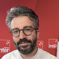 "Je suis inquiet" : Stéphane Sitbon-Gomez appelle à une "mobilisation collective" pour lutter contre la montée en puissance de Netflix