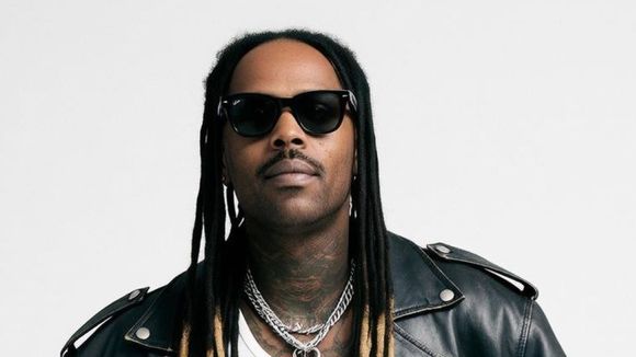 Mat Bastard, leader du groupe Skip the Use, décroche une émission hebdomadaire sur RTL2