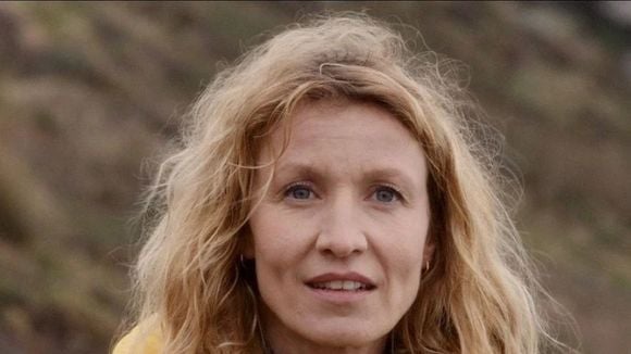 Audiences : Le film inédit avec Alexandra Lamy et Muriel Robin sur M6 a-t-il résisté au retour de la série "Face à face" sur France 3 et à la réunification dans "Koh-Lanta" sur TF1 ?