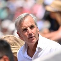 Bernard de La Villardière nommé directeur adjoint de l’ESJ Paris, l’école de journalisme rachetée par les conservateurs Vincent Bolloré, Bernard Arnault et le groupe Dassault