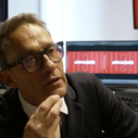 "On va prendre vos téléphones et on va les briser en deux" : Une équipe d'"Arnaques !" sur M6 "séquestrée" pendant le tournage de l'émission de Julien Courbet