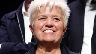 "Je ne marche plus" : Mimie Mathy se confie sur ses problèmes de santé et leurs conséquences sur le tournage de "Joséphine, ange gardien"
