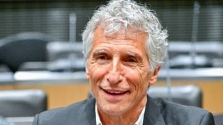 "J'ai négocié mon salaire avec Banijay" : Nagui justifie ses revenus et se défend de s'être enrichi avec l'argent public