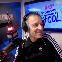 "Il y a un truc qui a explosé dans le studio" : Incident en direct sur Skyrock, Difool poursuit sa "Libre antenne" au téléphone
