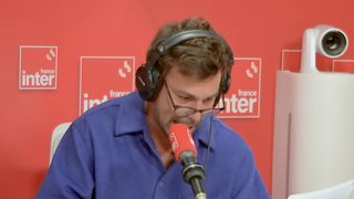 "La consommation d'alcool est autorisée sur le plateau de CNews" : Dans son billet sur France Inter, Bertrand Chameroy se paye (encore) Pascal Praud