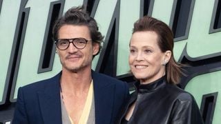 Box-office : "Star Wars : The Mandalorian and Grogu" détrône (enfin) "Michael", Alexandra Lamy et François Cluzet dépassent les 500.000 entrées, flop pour le dernier Almodóvar