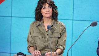 Audiences : "Ça peut vous arriver" avec Julien Courbet à son plus haut depuis 2 ans sur M6, record historique pour "Estelle midi" sur RMC Story