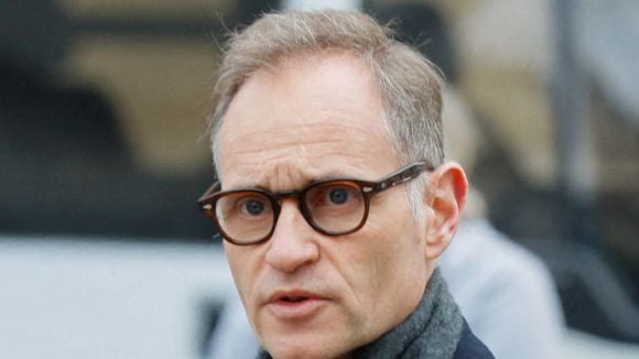 "BFMTV reste libre de sa programmation" : La chaîne répond à LFI, qui accepte de revenir sur la chaîne mais en boycottant les cases de Sonia Mabrouk, Raphaël Enthoven et Robert Ménard