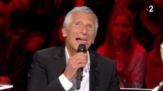 "Je vais pas y arriver" : Nagui en larmes face à Thomas Dutronc dans "Taratata" en lisant un poème de sa mère Françoise Hardy