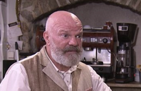 "Cauchemar en cuisine" : La bande-annonce du passage de Philippe Etchebest chez Isabelle et Jeffrey à Saint-Berthevin-la-Tannière