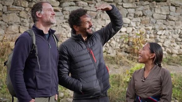 Audiences : Quel score pour la dernière de Raphaël de Casabianca dans "Rendez-vous en terre inconnue" avec Tomer Sisley ?