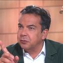 Patrick Cohen, Pascale Clark, Pierre Lescure... Des personnalités de la télé demandent à France Télévisions de "maintenir 'Vu' à l'antenne"