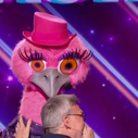 "On a dîné ensemble il y a 2 jours…" : On a démasqué "L'Autruche" de "Mask Singer" 2025… Laurent Ruquier la connait très bien