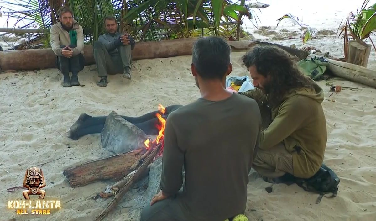 "Koh-Lanta : All Stars" : On sait enfin pourquoi les aventuriers n'attrapaient pas les crabes qui les envahissaient la nuit pour se nourrir