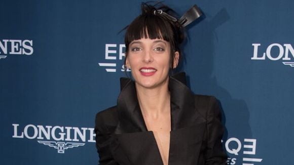 Enceinte, Justine Salmon est remplacée par Erika Moulet à la tête du "Double expresso" sur RTL2