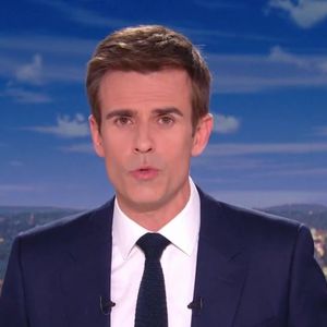 Jean-Baptiste Marteau aux commandes du "20 Heures" de France 2.