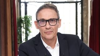 "Il y avait plus de monde à 23h qu'à 21h" : Pourquoi Julien Courbet "croit beaucoup" à "On n'est pas d'accord !", de retour ce soir sur M6
