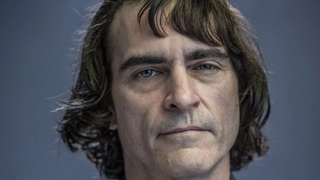 "Un programme de grande violence" : L'Arcom intervient auprès de TF1 après la diffusion en prime-time du "Joker" avec Joaquin Phoenix