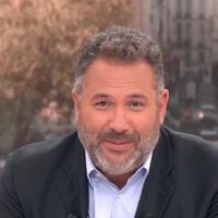 "Je ne sais même pas si nous sommes toujours à l'antenne" : Bruce Toussaint victime d'une panne d'électricité en direct pour la rentrée de "Bonjour !" sur TF1