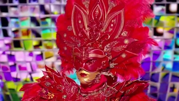 "Mask Singer 2026" : On a démasqué La Vénitienne... il s'agit d'une star des réseaux sociaux