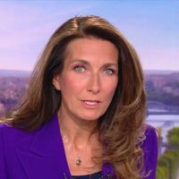 Audiences access : Plus d'1 million de téléspectateurs d'écart entre les "20 Heures" d'Anne-Claire Coudray sur TF1 et de Laurent Delahousse sur France 2