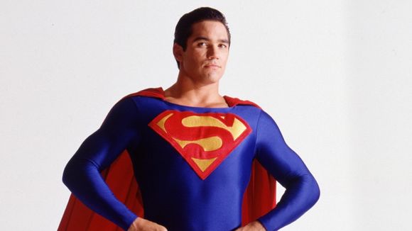 Dean Cain, alias Superman" dans la série culte "Loïs et Clark", rejoint la police migratoire controversée aux États-Unis