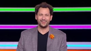 Audiences access : "La roue de la fortune" d'Eric Antoine frôle son record sur M6, "La villa des cœurs brisés" au plus bas sur TFX
