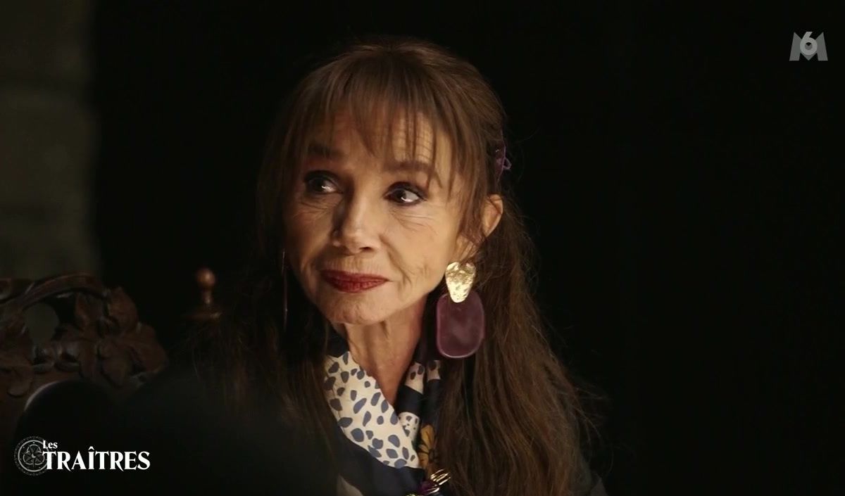 "Pas très charitable, ni gentille avec les autres" : Isabelle Morini-Bosc balance sur le comportement de Victoria Abril dans "Les Traîtres"