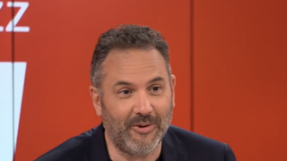 "Elle est débordée" : Bruce Toussaint dévoile la vraie raison derrière le départ de Lorie de "Bonjour"!